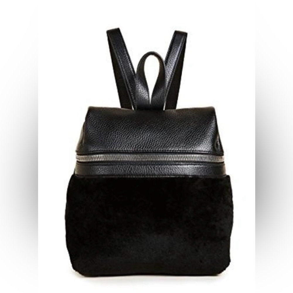 EUC KARA- Small Backpack in Black Shearling and Pebbled Leather.